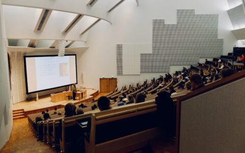 马耳他大学选修课攻略：中国留学生如何做出明智的选择