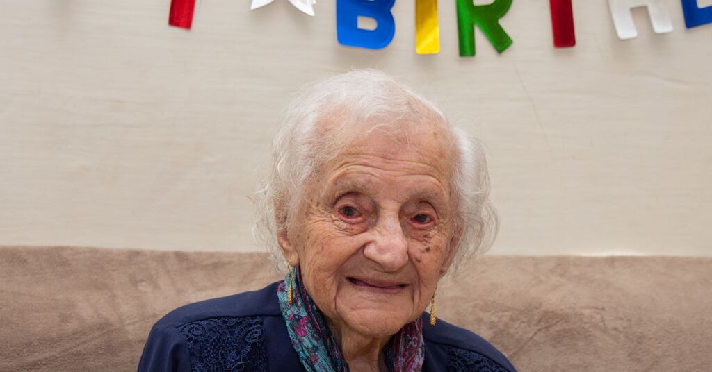 马耳他最新的长寿纪录：111岁的玛丽亚女士