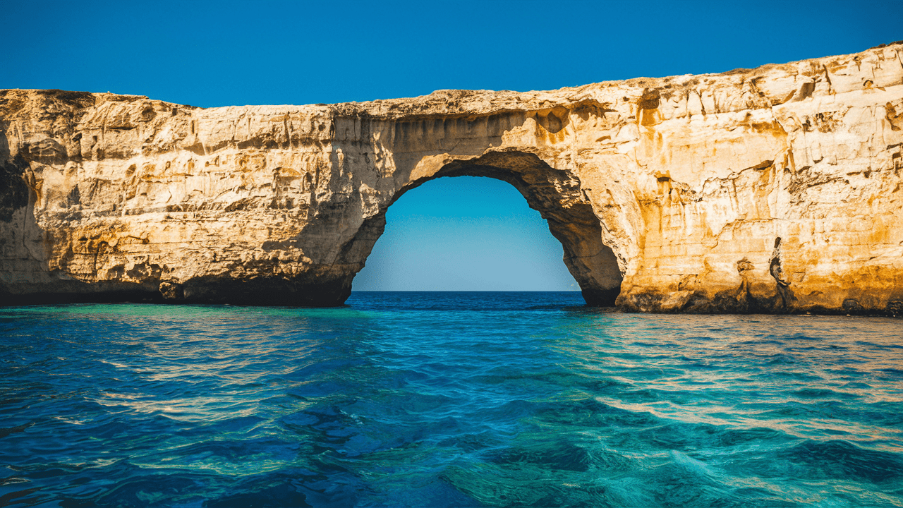 马耳他曾经的蓝窗Azure Window